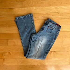 Vintage Y2K Levis size 5 Jr Low rise flare jeans bootcut denim made in 2002